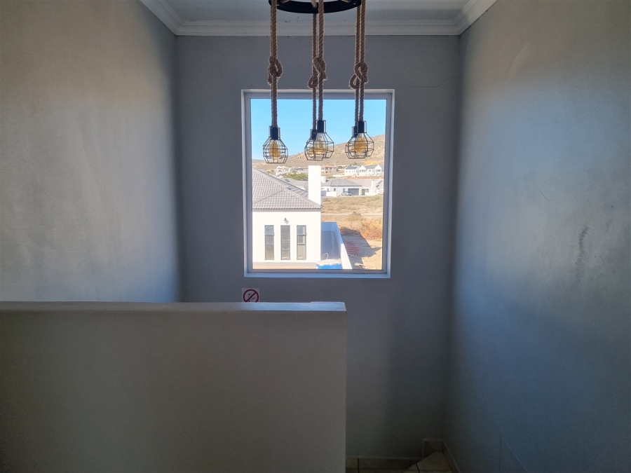 3 Bedroom Property for Sale in Sandy Point Western Cape